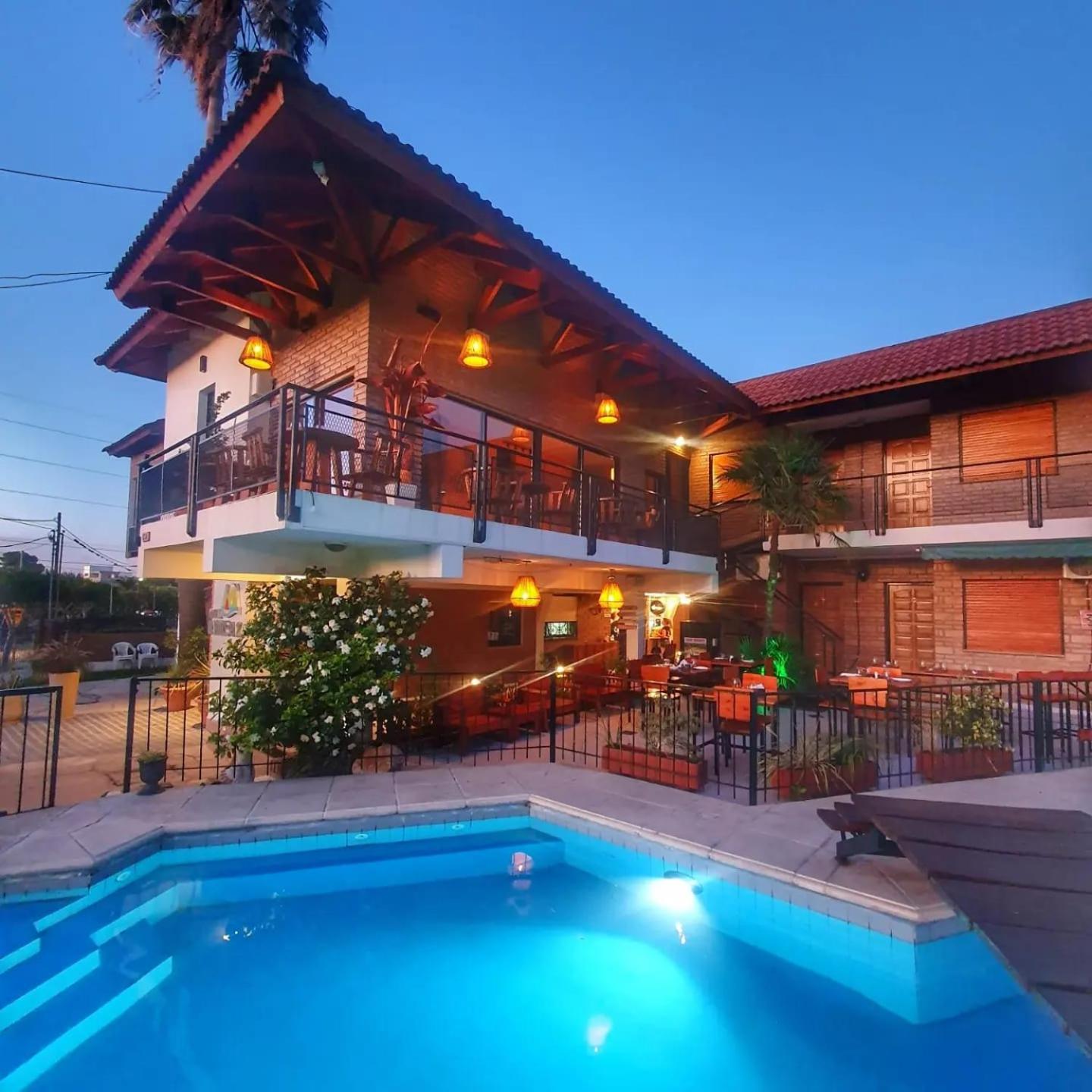 Hotel Carlos Paz Villa Carlos Paz Esterno foto