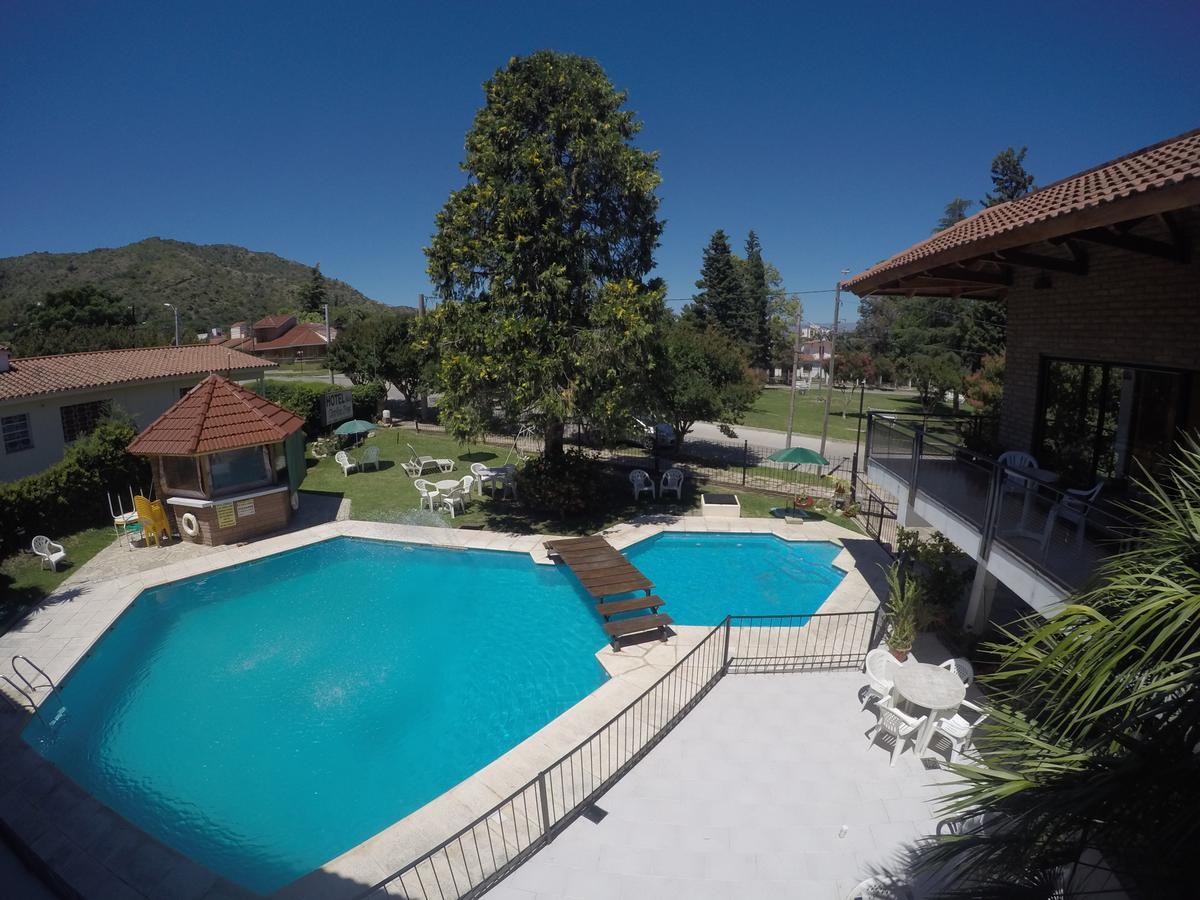 Hotel Carlos Paz Villa Carlos Paz Esterno foto